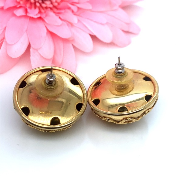 2/$10 Gold Filigree Dome Earrings - Picture 3 of 8